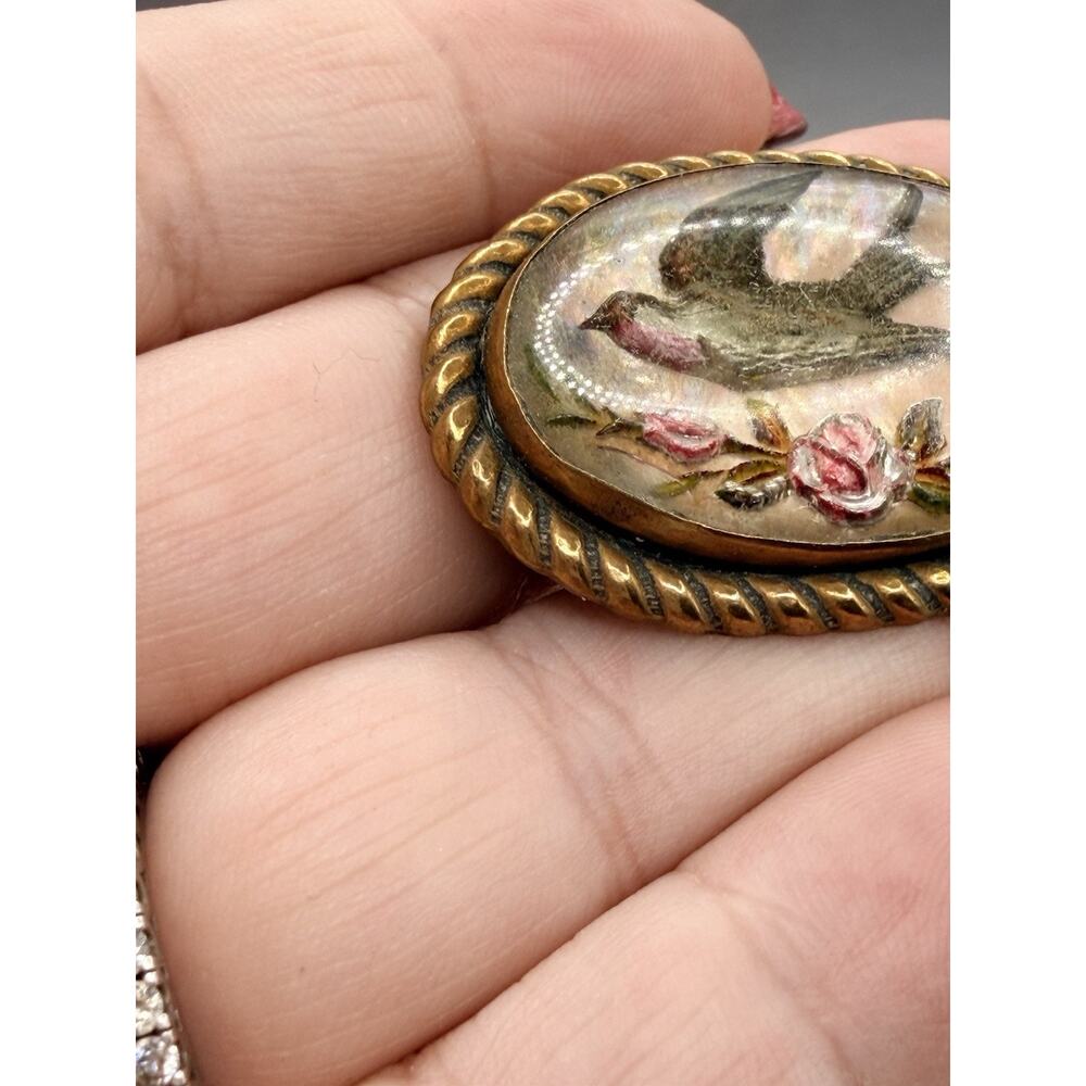 1900's Victorian Reverse Painted Swallow Bird Lapel Pin Brooch Bubble Glass Pink - Picture 3 of 11